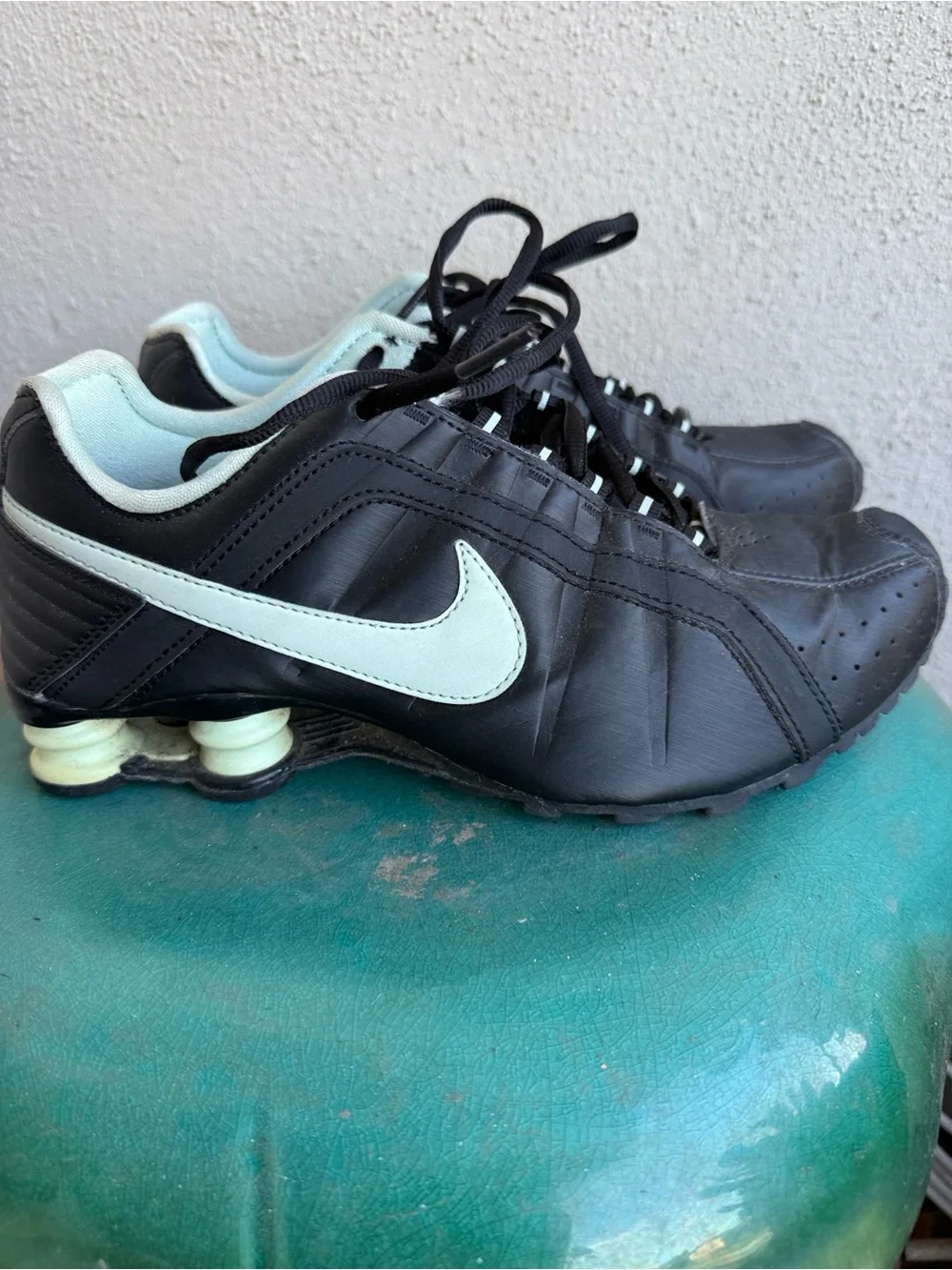 Nike Women’s Black Shox Junior Athletic Shoes